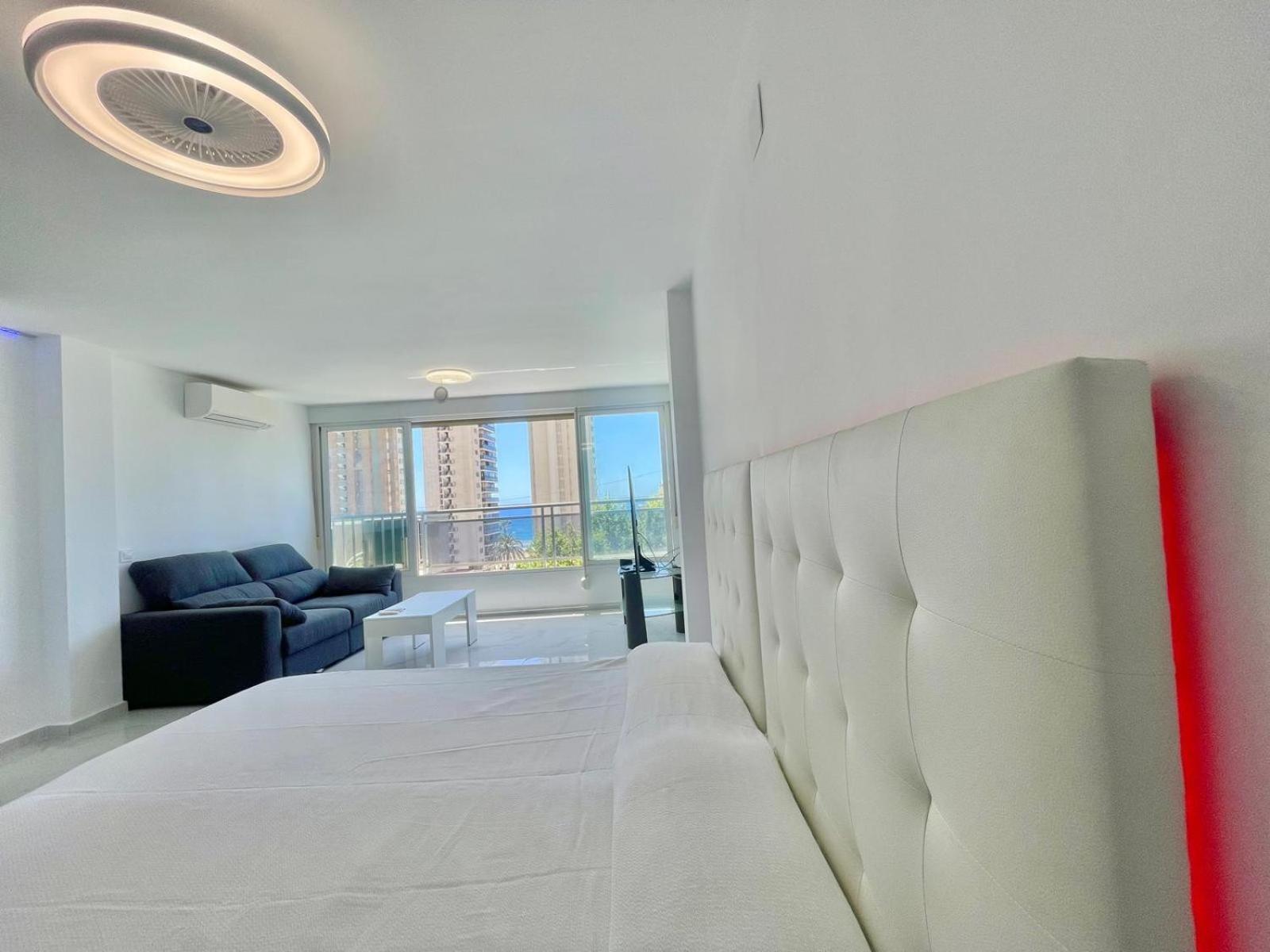 Magnificent Mediterraneo Apartment Benidorm