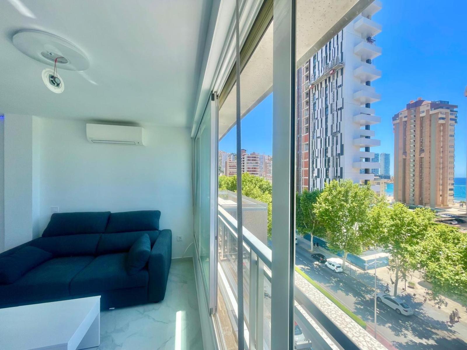 Magnificent Mediterraneo Apartment Benidorm